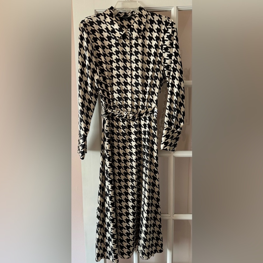 Great used condition Alfani Houndstooth Dress